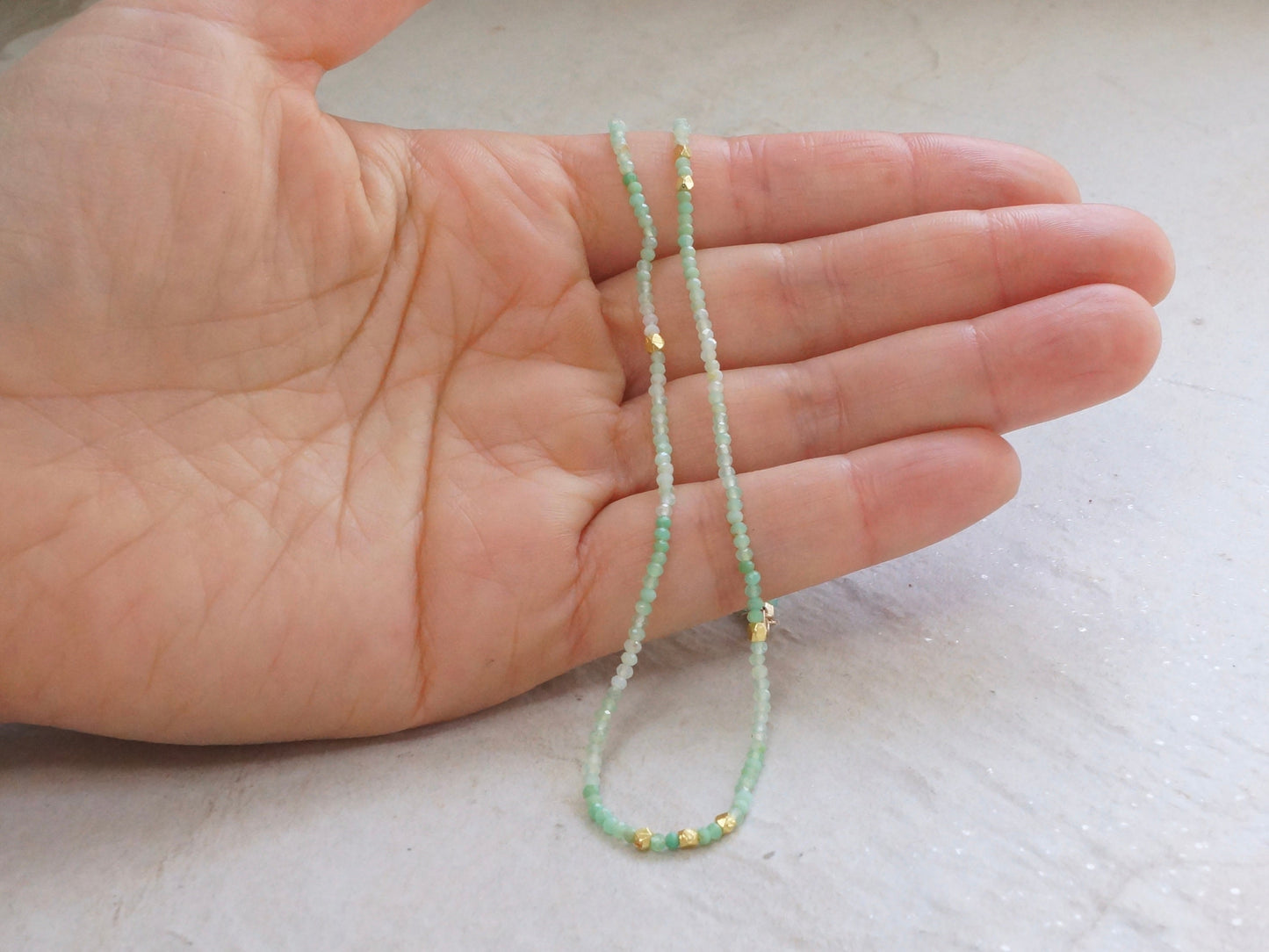 14K Solid Gold: Chrysoprase Beaded Necklace, Simple Chalcedony Choker, Dainty Mint Green Gemstone Necklace, Fine Jewelry, Minimalist