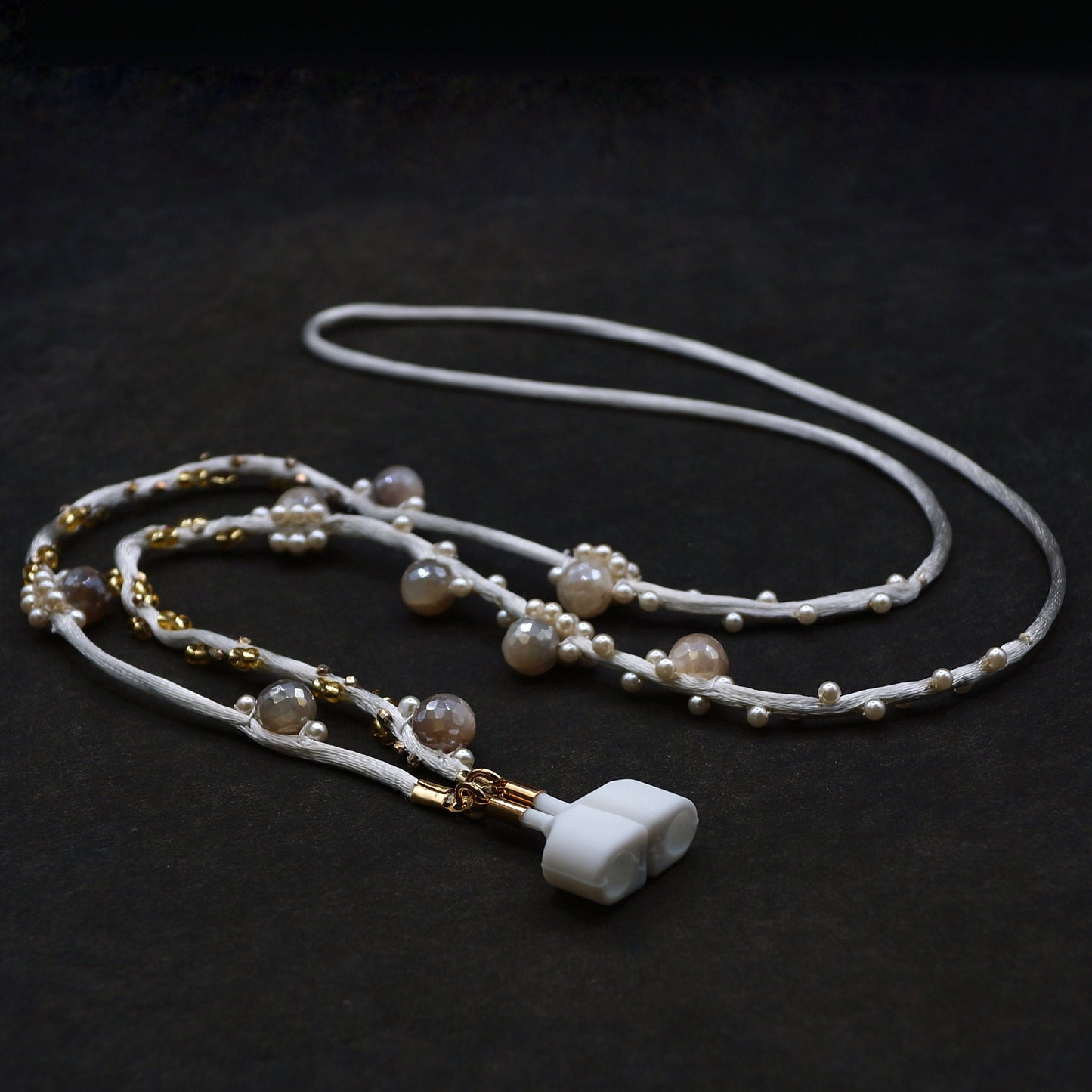 AirPods Beaded Necklace Straps, Eye Glasses Straps, Fiber Lariat Necklace, Ivory Pearls, Wireless Earbuds, Trendy Jewelry Straps