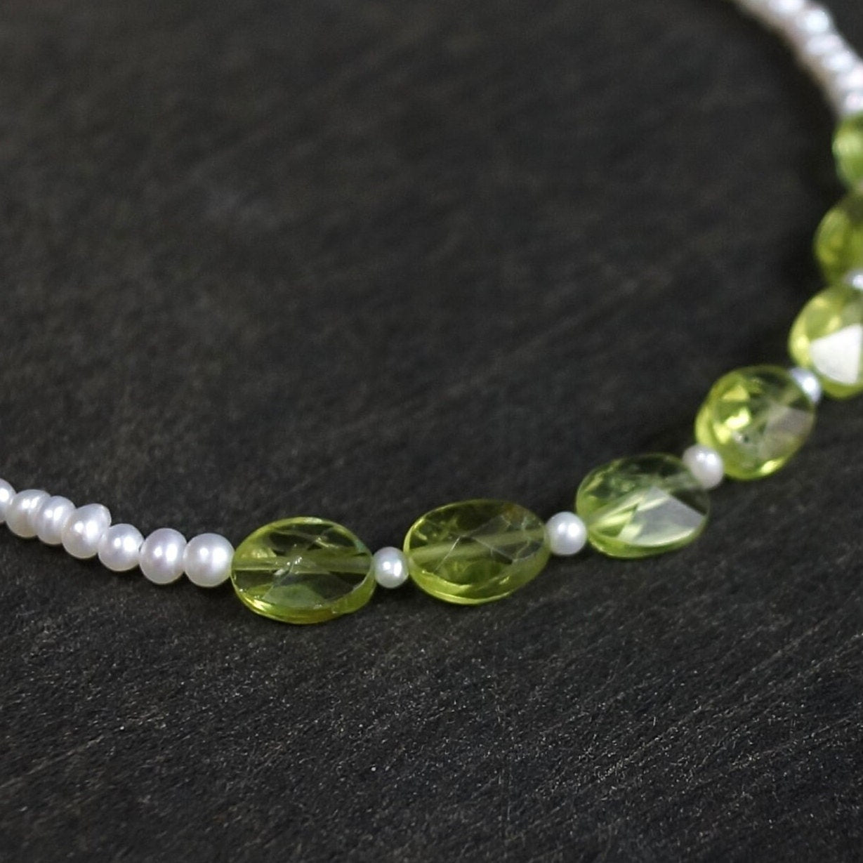 14K Solid Gold: Peridot & Pearl Bead Bracelet| Green Crystal Bracelet| Natural Pearl Bracelet